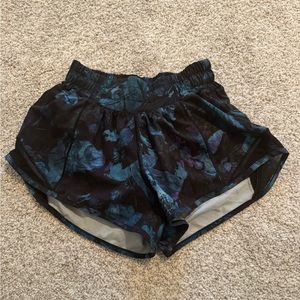 Lululemon hotty hot shorts